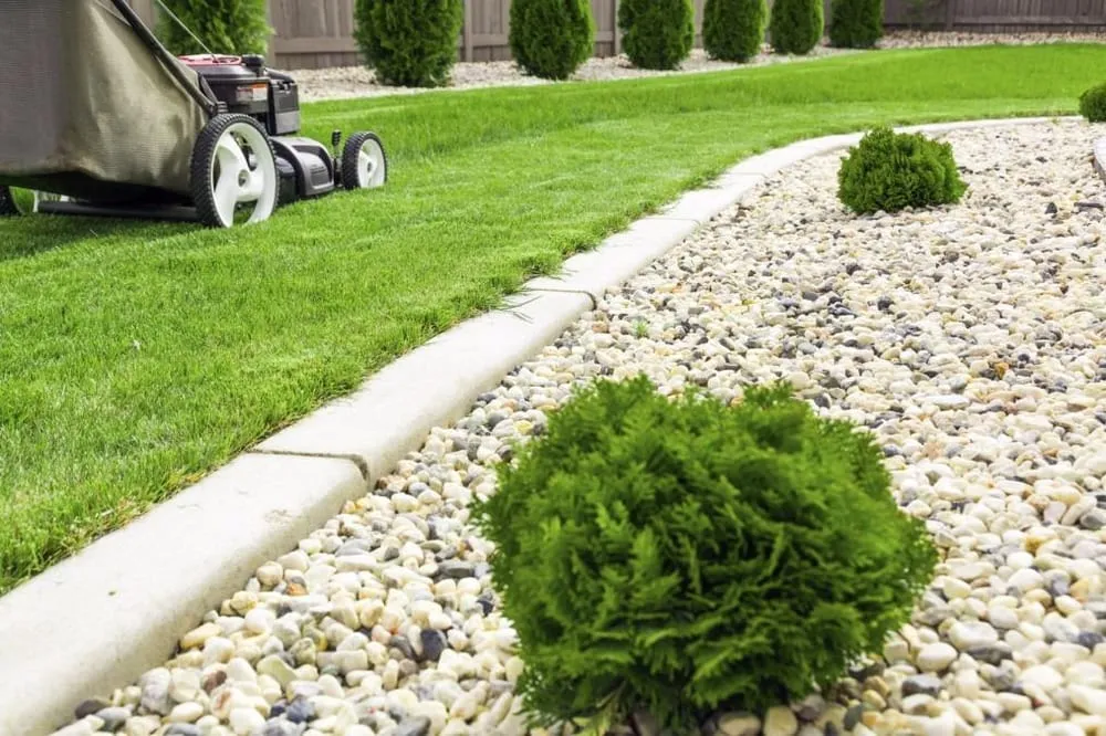 Expert garden landscaping for year-round maintenance in Dunwoody, GA by Island Lawn Care
