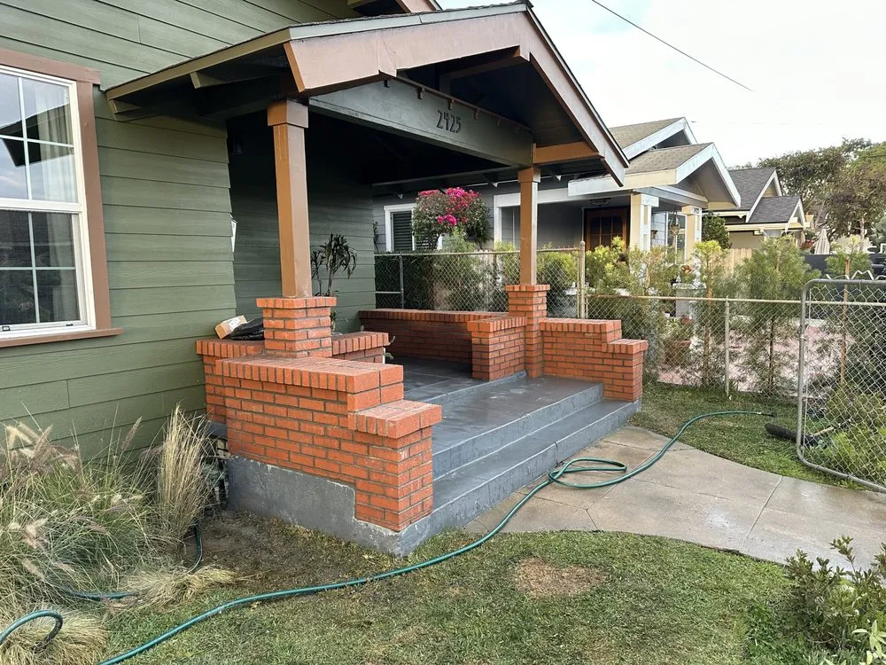 Professional landscape installation experts serving Los Angeles, CA - Island Masonry and Landscaping Construction