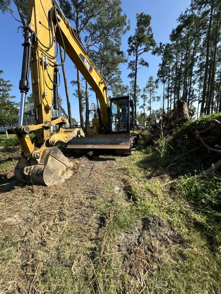 Local residential landscaping in Currituck, NC - Island Skid Company