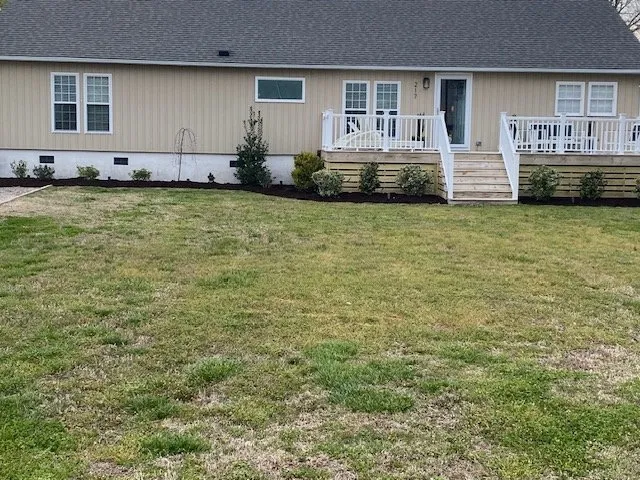 Professional yard maintenance in Swansboro, NC - Island Time Lawn Care