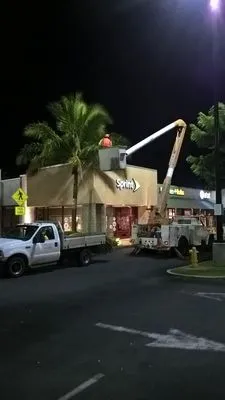 Islandwide Landscaping Logo