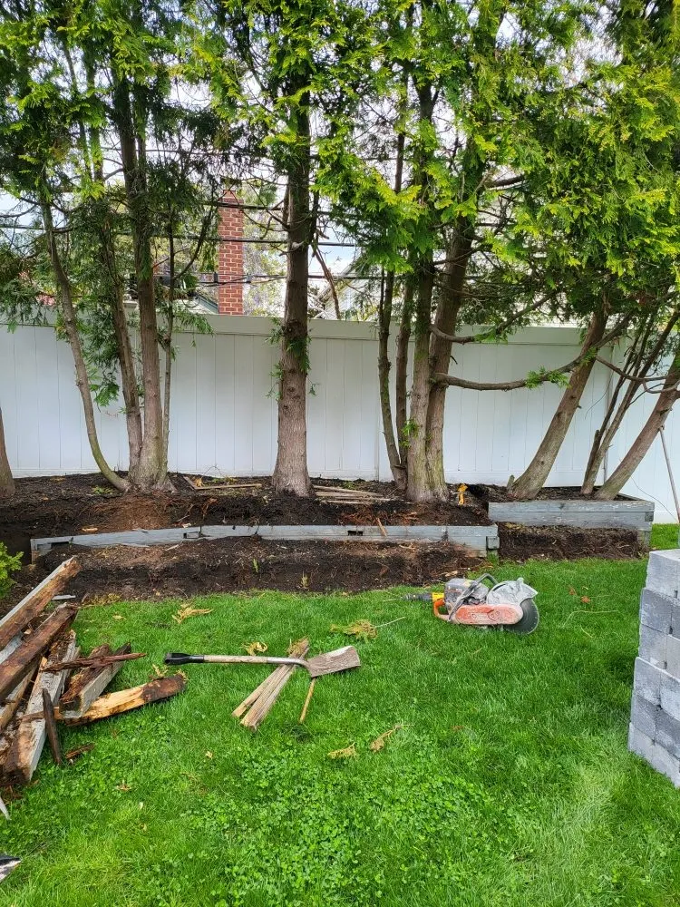 Top-rated yard maintenance in Uniondale, NY by Islas Landscaping & Masonry