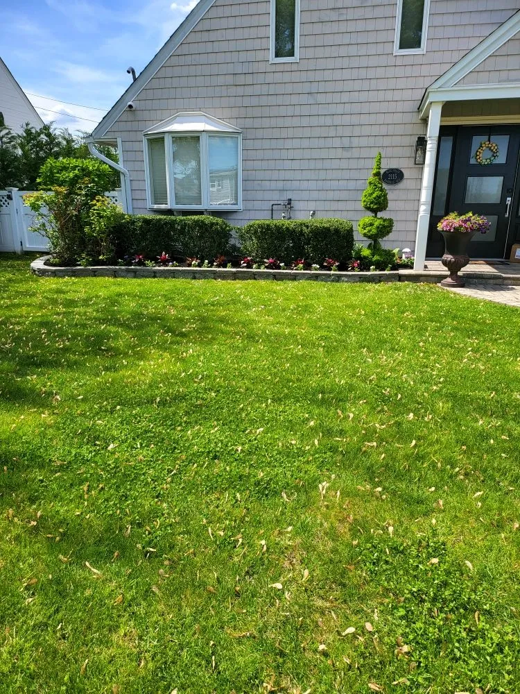 Local landscaping services in Uniondale, NY - Islas Landscaping & Masonry
