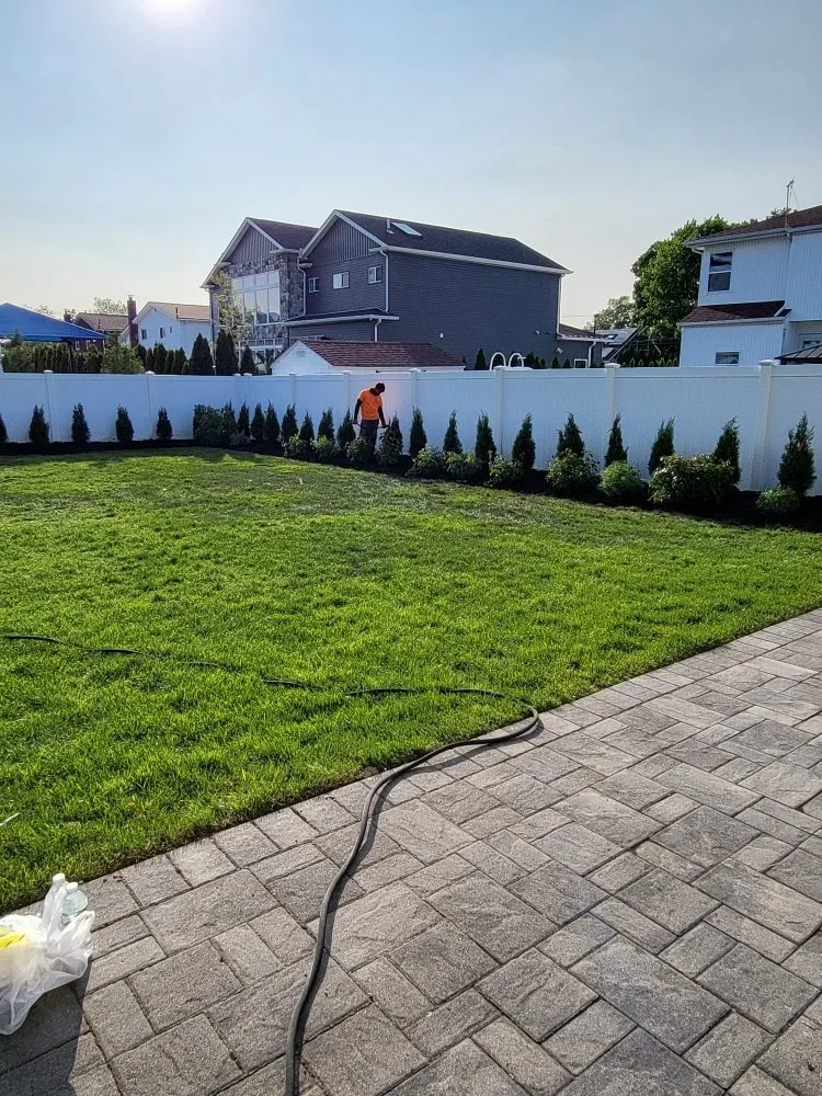 Local yard cleanup service for residential properties across Uniondale, NY - Islas Landscaping & Masonry