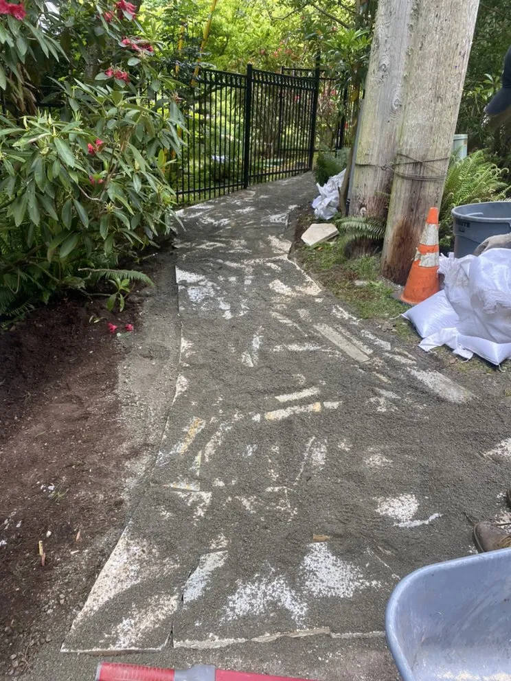 Top-rated lawn care service in Mountlake Terrace, WA - Islas Landscaping