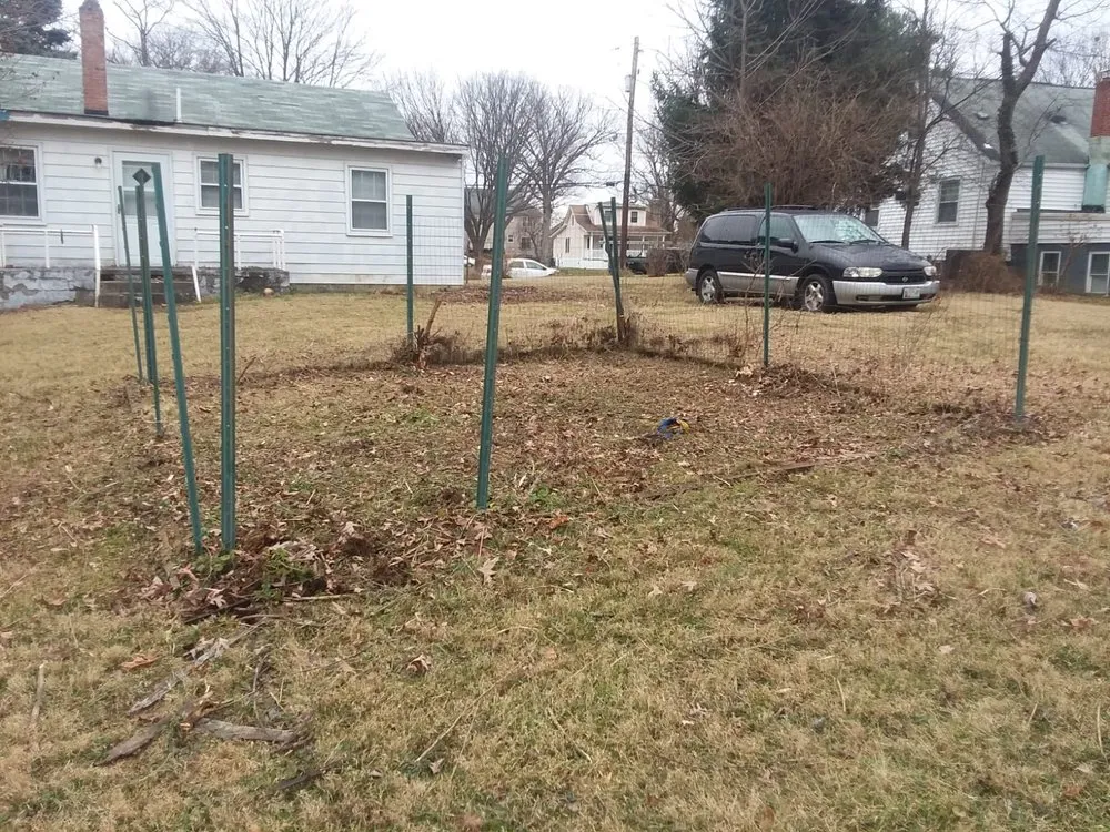 Custom lawn care service for residential properties in Montgomery Vlg, MD by Ismael Lawncare