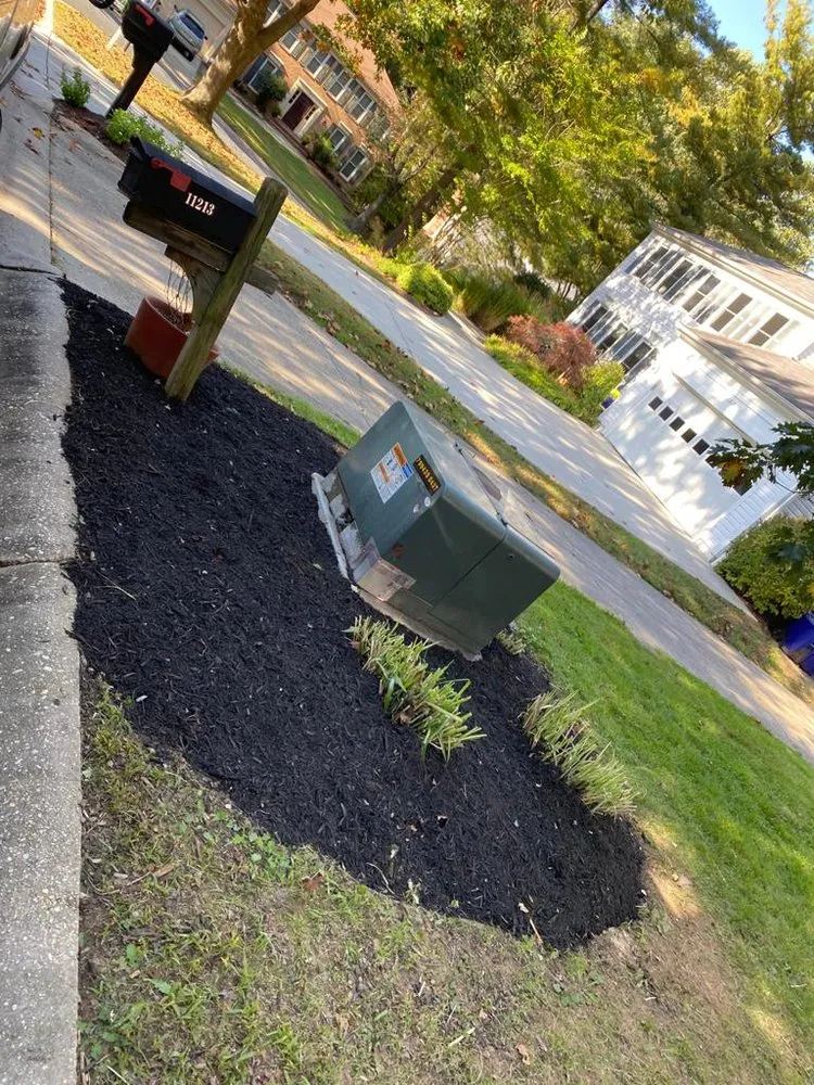 Local lawn care service for homes across Montgomery Vlg, MD - Ismael Lawncare