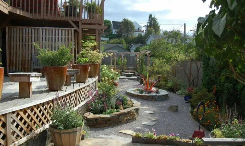 Custom landscape installation in Seattle, WA - Ismael Muro Landscaping