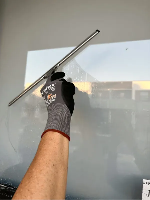 Custom yard maintenance experts serving Miami, FL - Isoneat