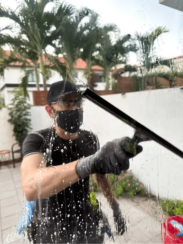 Expert garden landscaping for homes in Miami, FL by Isoneat