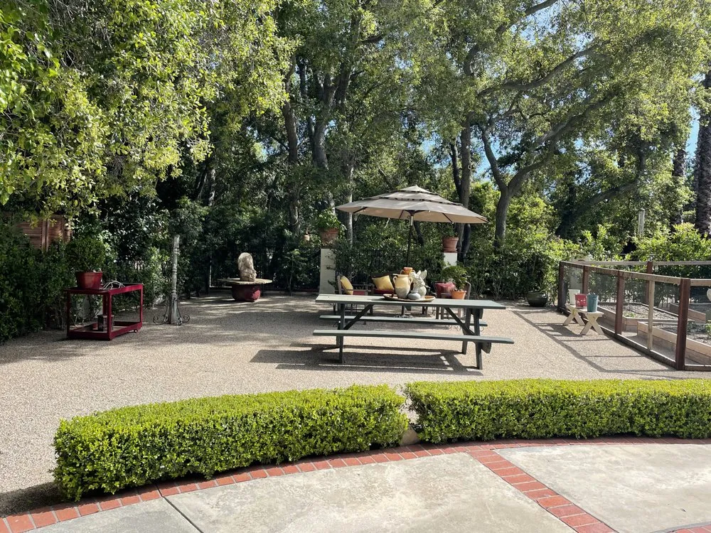 Local garden landscaping in Oxnard, CA by Israel gardening