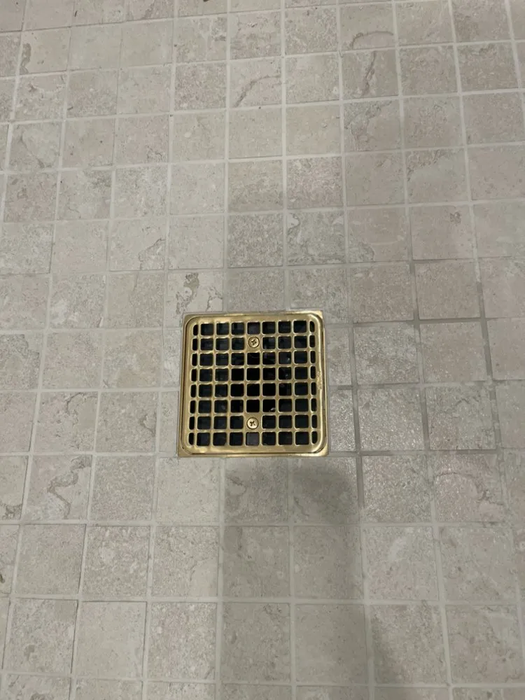 Professional lawn care service in Sacramento, CA by Israel Jiménez