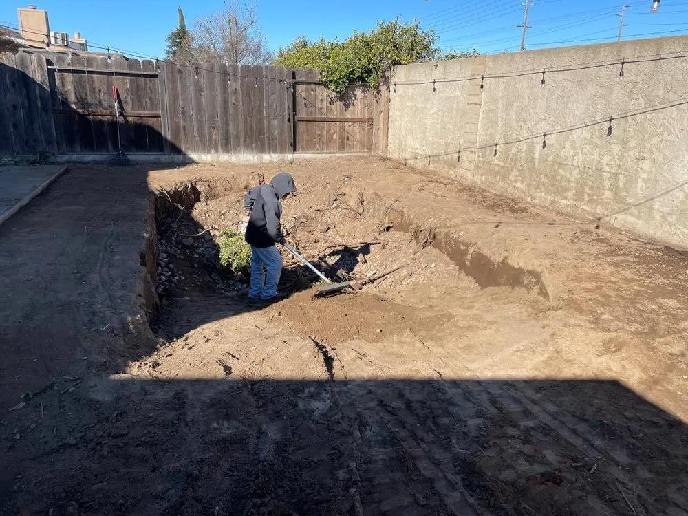 Trusted lawn mowing service with custom design across Modesto, CA - Israel's Gardening