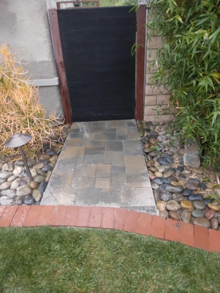 Reliable garden landscaping in Bakersfield, CA - Israel's Service