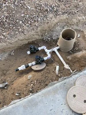 IsRalphael’s Landscape and Maintenance Logo