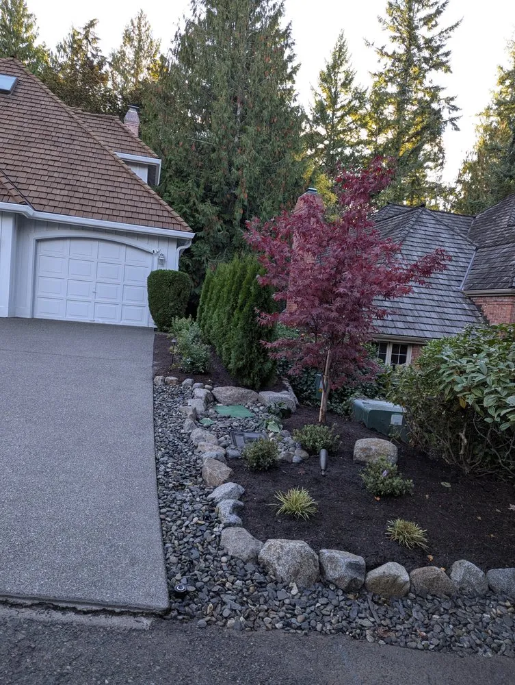Local landscaping services in Issaquah, WA by Issaquah Landscaping