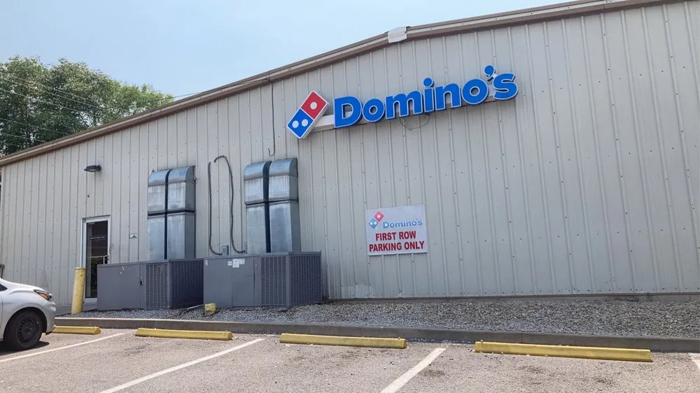 Reliable lawn care service in Clarksburg, WV by It Could Be Us Lawncare