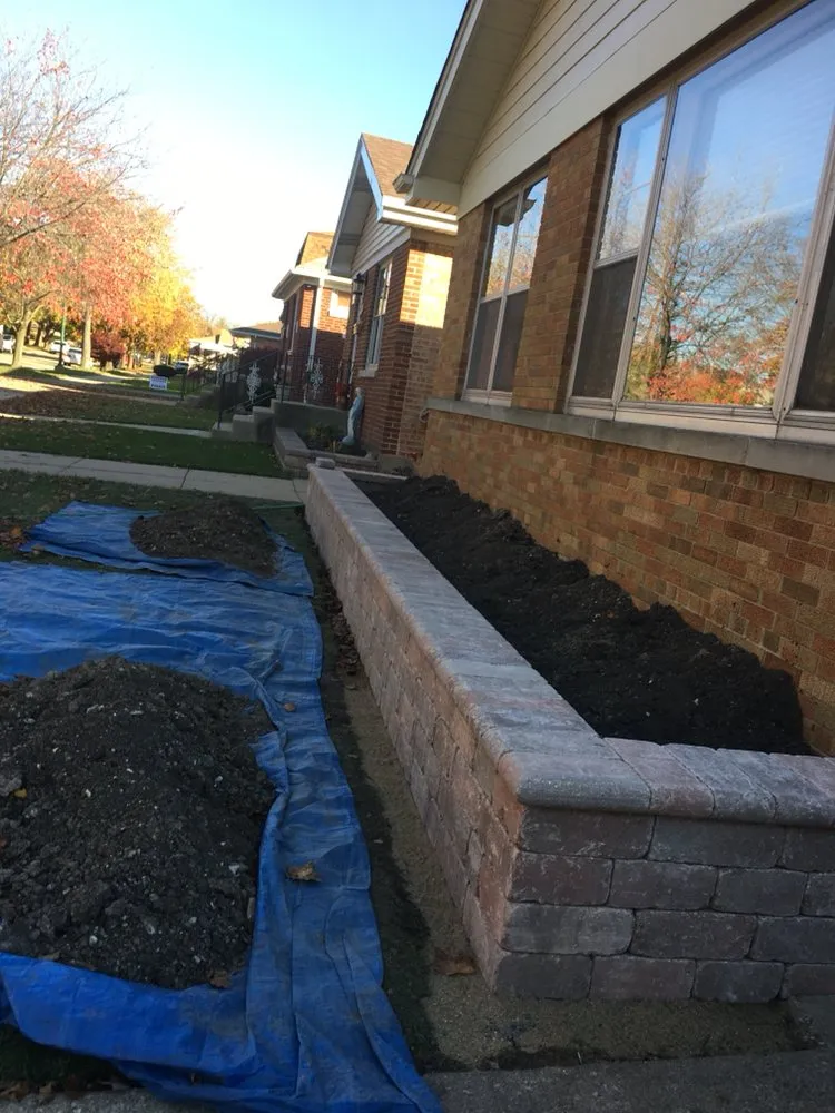 Expert landscape design for residential properties in Chicago, IL by Italian Gardens Landscaping