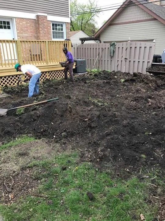 Custom yard maintenance for residential properties in Chicago, IL by Italian Gardens Landscaping