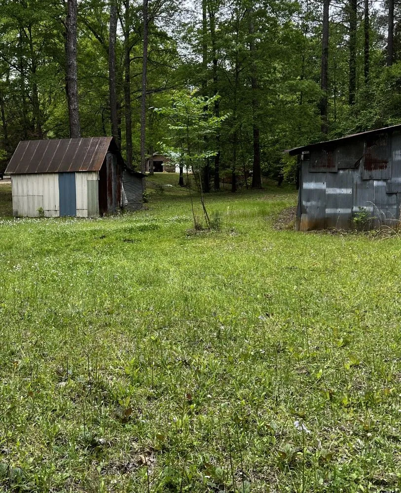 Trusted garden landscaping experts serving Fulton, MS - Itawamba Cleaners