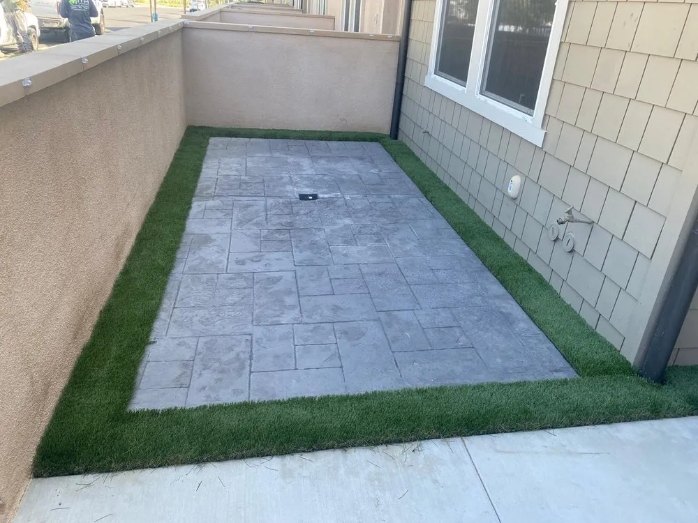 Custom outdoor landscaping in West Covina, CA by ITH Landscape