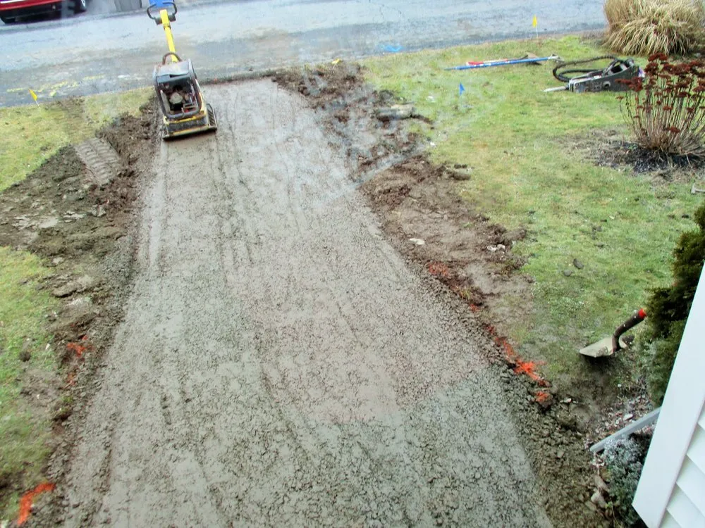 Expert lawn mowing service in Portsmouth, RI - It's About Thyme Landscape