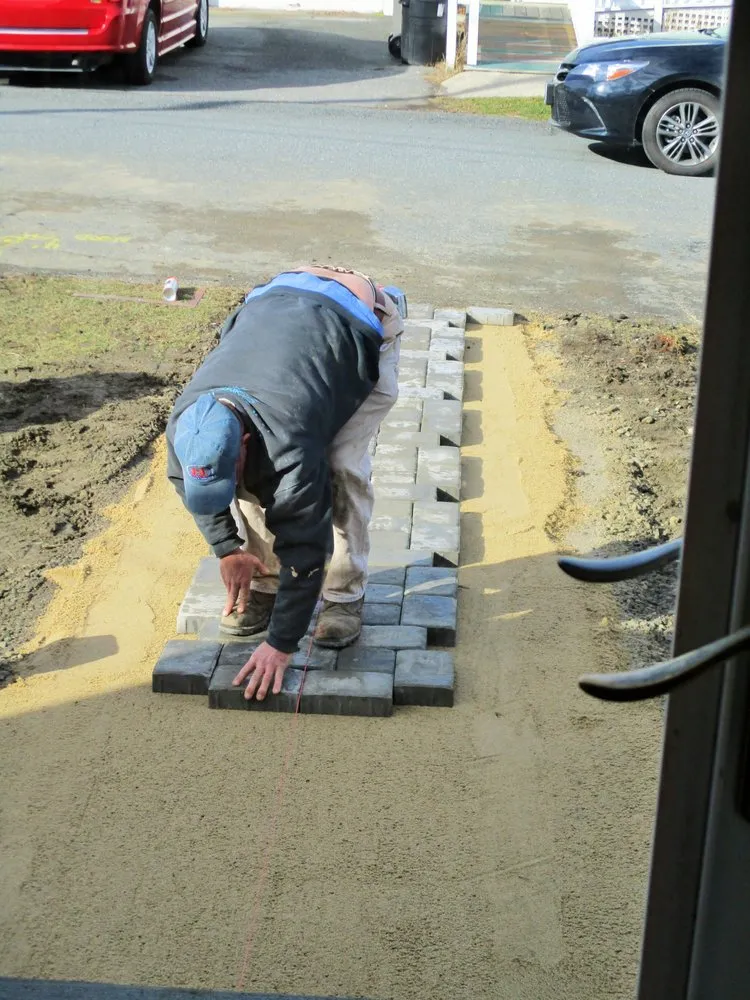 Professional yard maintenance experts serving Portsmouth, RI - It's About Thyme Landscape