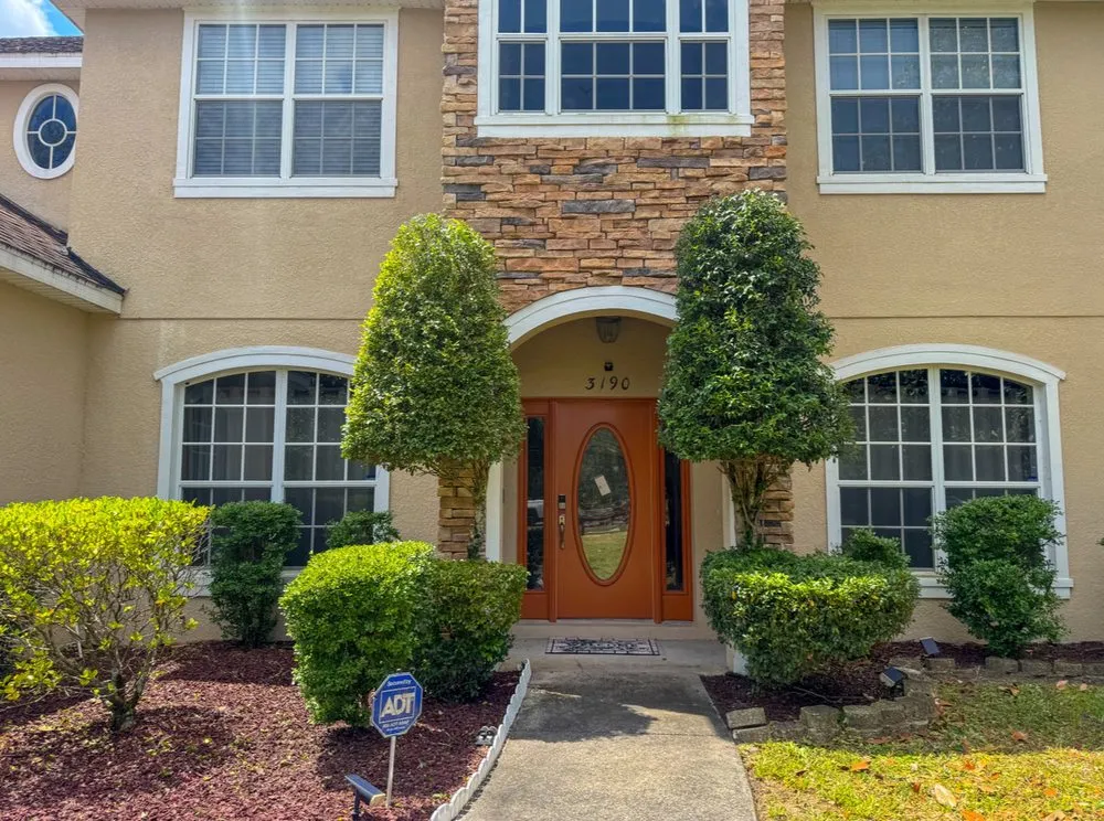 Expert yard cleanup service experts serving St. Cloud, FL - It’s Grow Time Landscaping