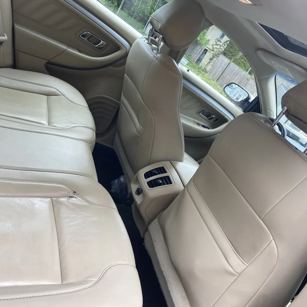 Expert lawn care service in Collingdale, PA - Its Work Folks