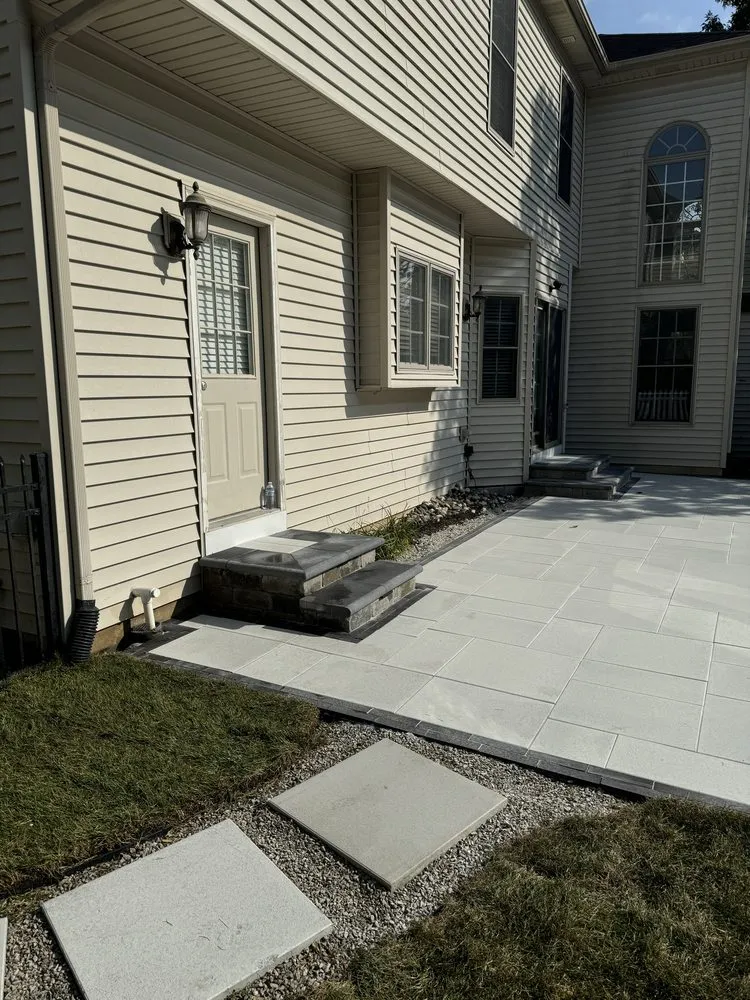 Custom garden landscaping for homes across West Chicago, IL - Ivan Landscaping and Tree Service