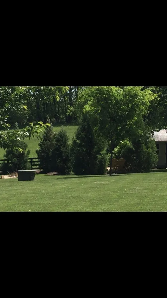 Local landscape installation experts serving Hamilton, VA - Ivandale Farms