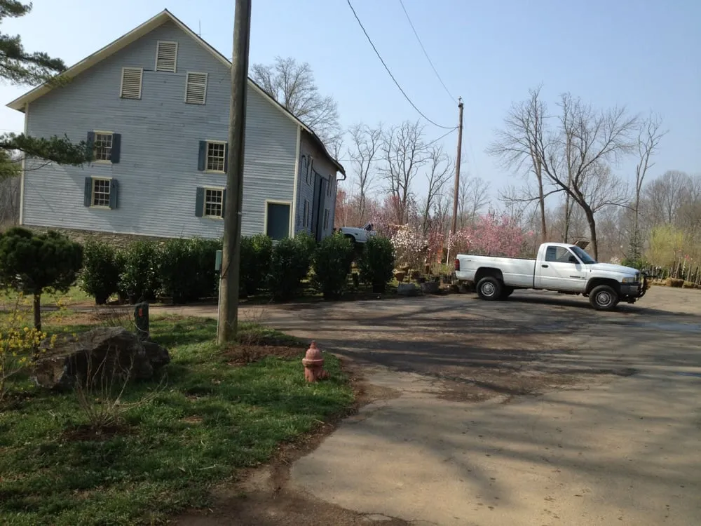 Expert residential landscaping in Hamilton, VA by Ivandale Farms