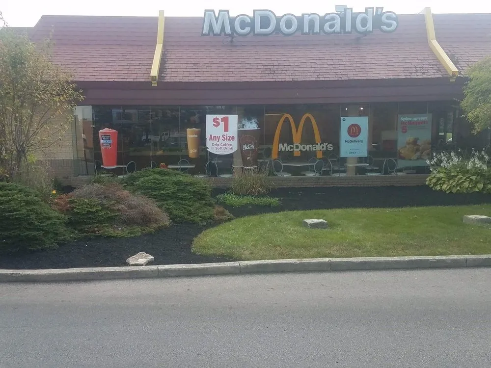 Reliable outdoor landscaping in Lewis Center, OH - Ivanoff Lawn Care and Landscaping