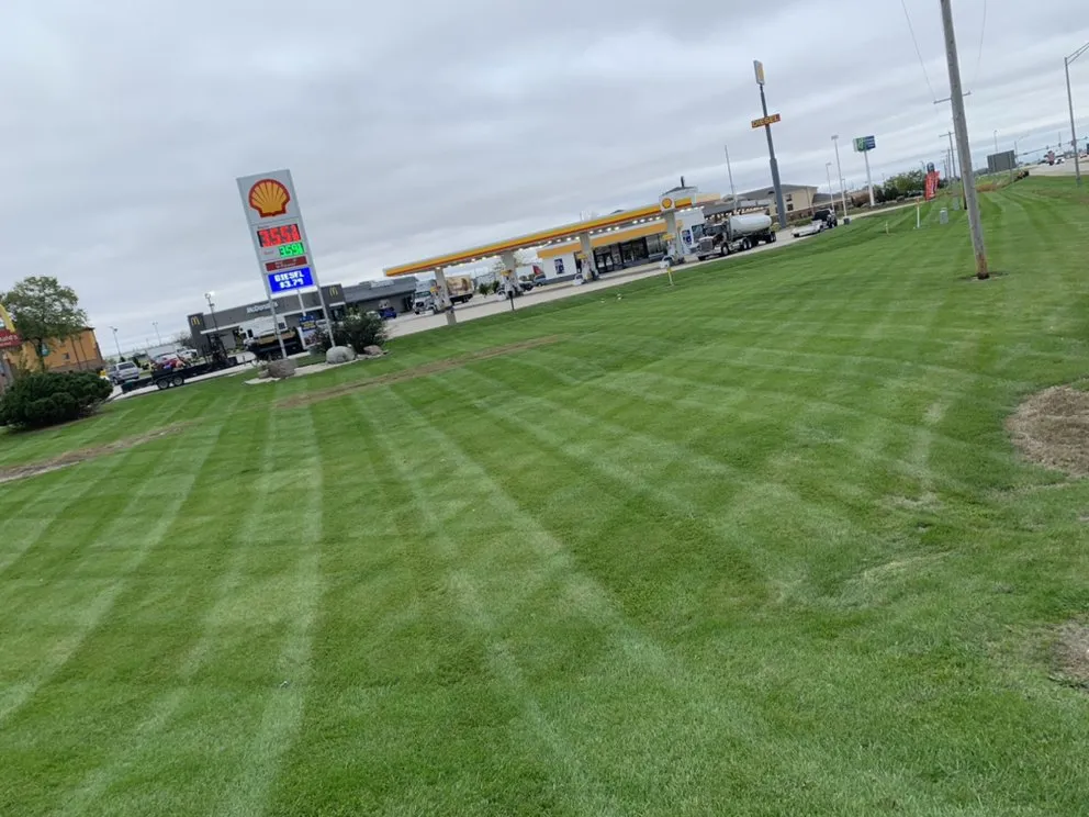 Reliable garden landscaping in LaSalle, IL - Ivan's and Jr's Landscaping & Tree Service