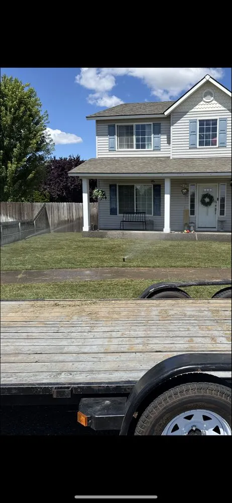 Professional garden landscaping in Benton City, WA - Ivan's You Call We Haul