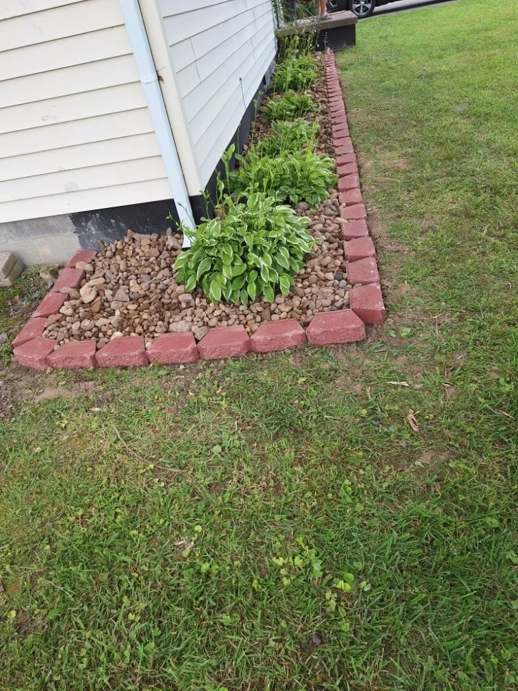 Expert landscape design with custom design in Lexington, KY by Iveys Handyman Services