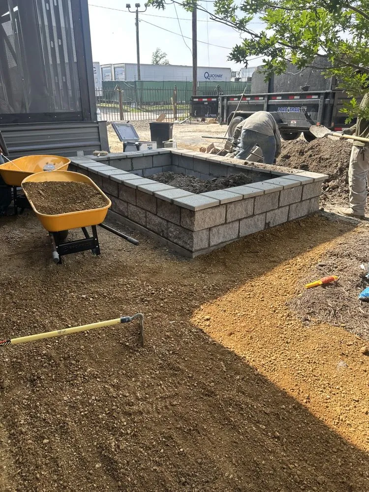 Expert yard cleanup service with custom design across Aledo, TX - Ivory Trucklines