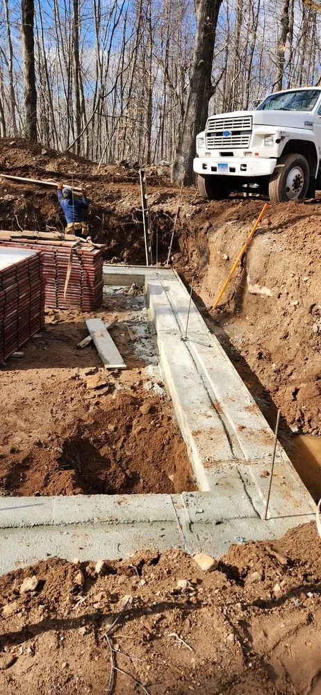 Expert lawn mowing service in Bridgeport, CT - IVS Landscaping And Masonry