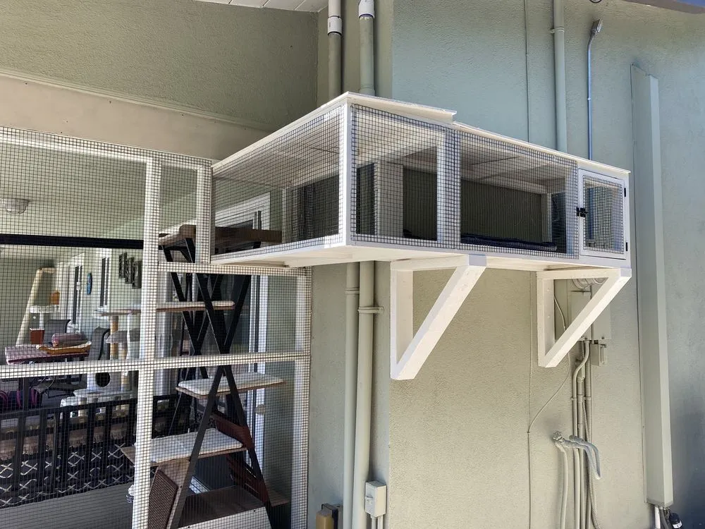 Expert residential landscaping in Newport Beach, CA by Ivy Builders