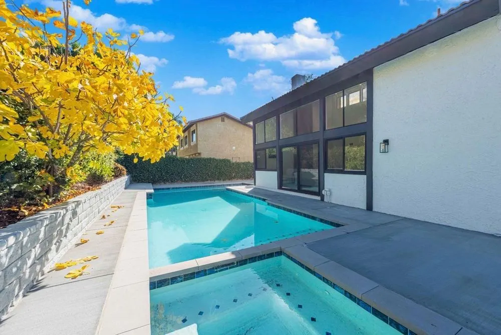 Trusted residential landscaping near you in Newport Beach, CA by Ivy Builders