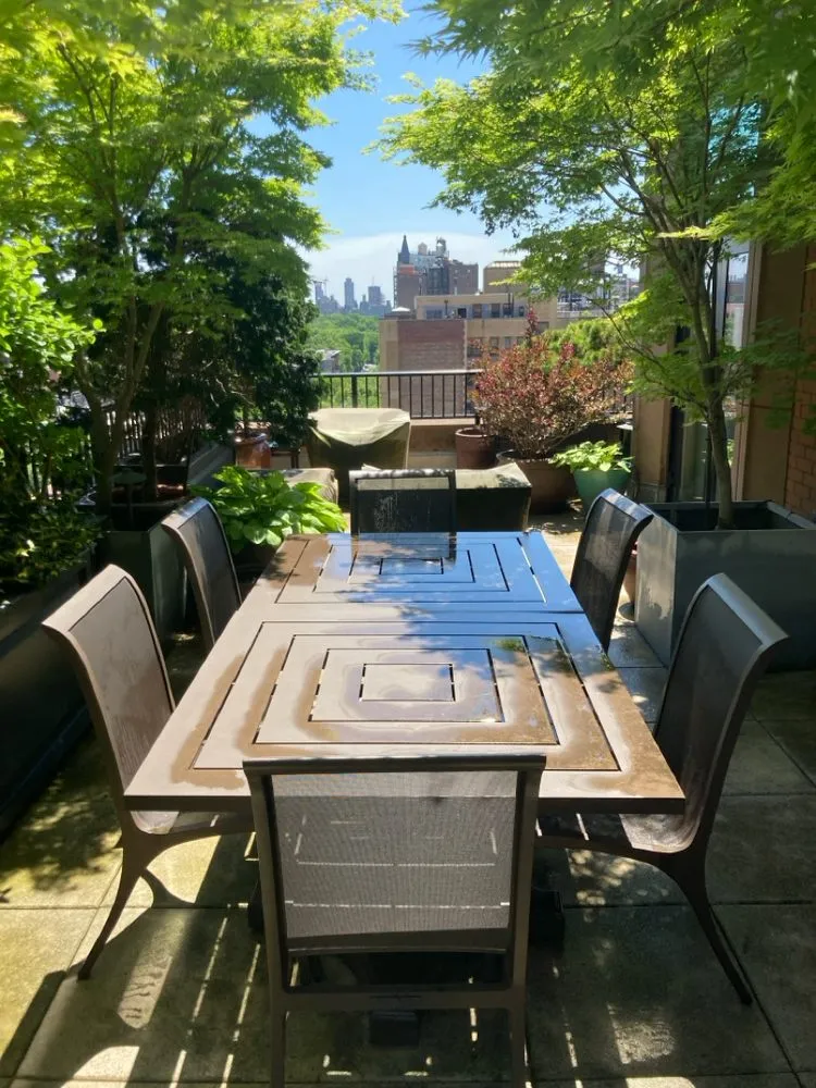 Trusted lawn care service in Brooklyn, NY - Ivy League