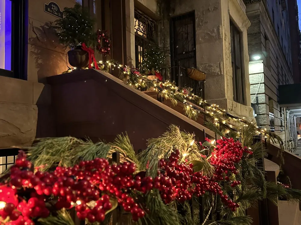 Local garden landscaping for year-round maintenance in Brooklyn, NY by Ivy League