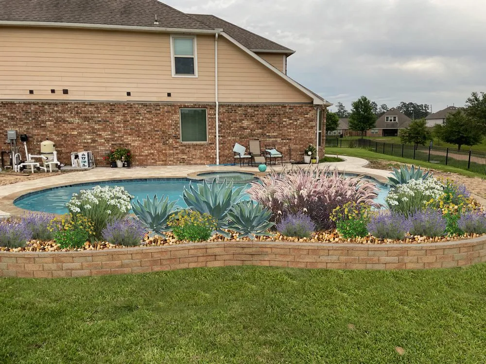 Reliable landscape design for outdoor upgrades in Houston, TX by Ivy Terra