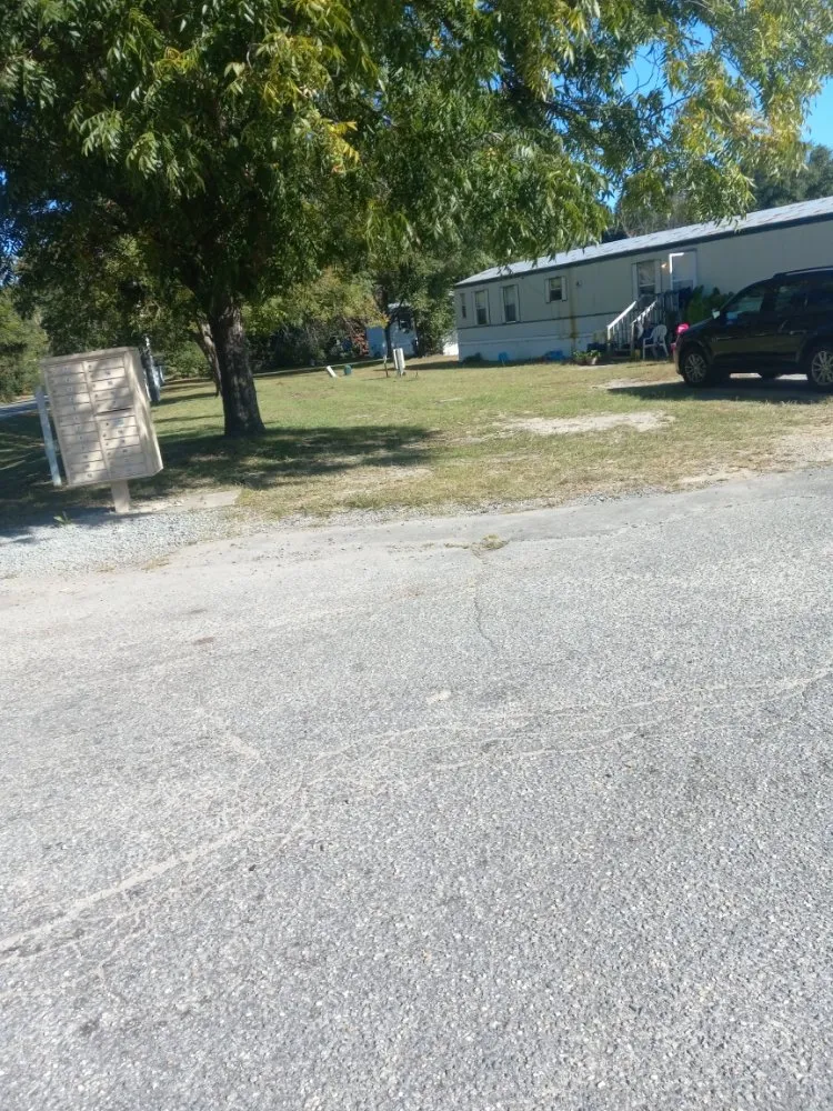 Affordable garden landscaping in Hope Mills, NC by Izaiah 's Landscaping And Painting