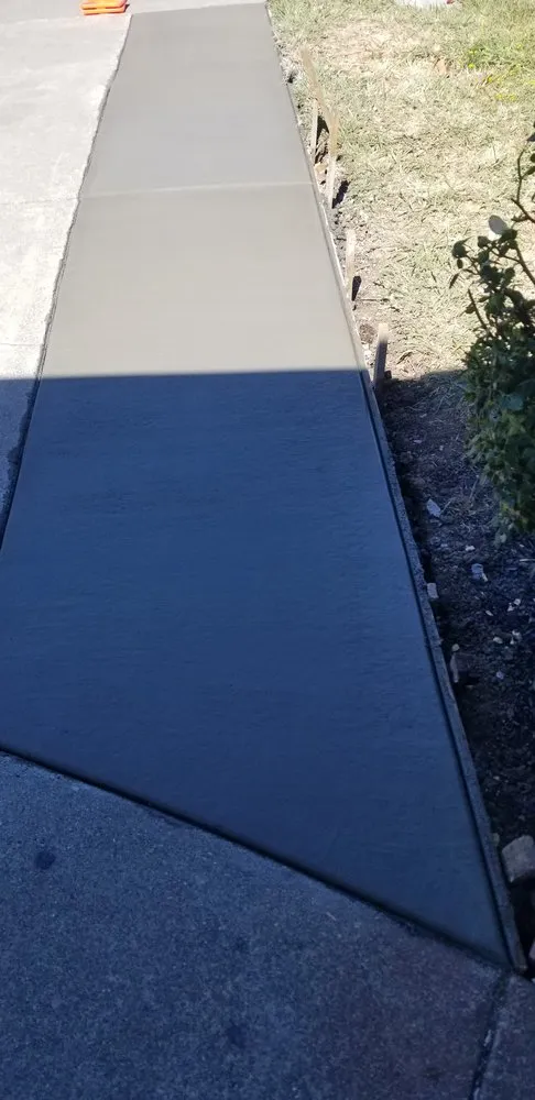 Custom yard maintenance in Vacaville, CA by J & A Landscape