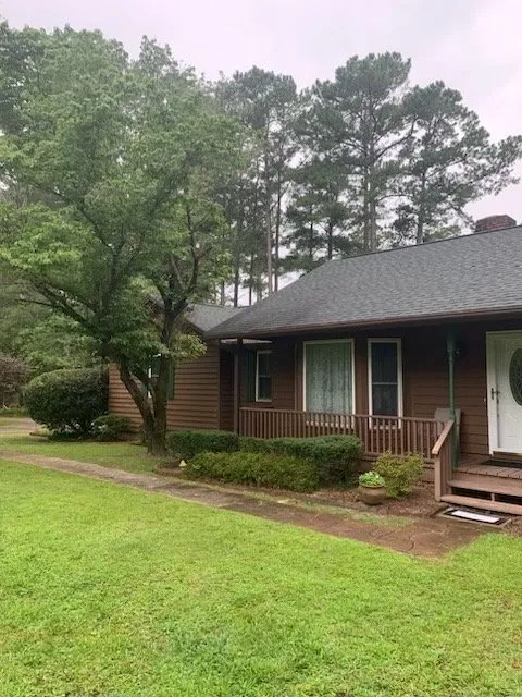 Affordable landscaping services in Supply, NC by J & A Lawn Care & Tree Removal