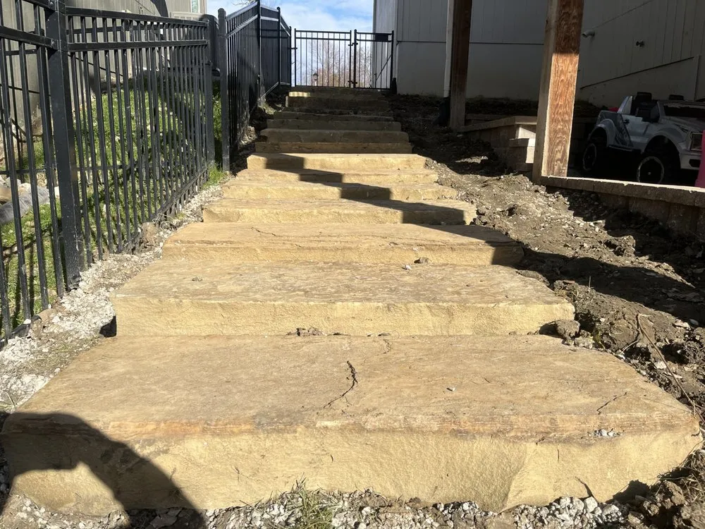 Reliable garden landscaping for beautiful yards across Bucyrus, KS - J & B Landscaping