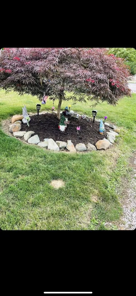 Custom yard maintenance in Pittsburgh, PA by J & B Landscaping