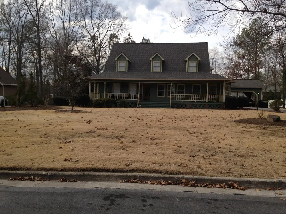 Expert yard cleanup service in Cave Spring, GA by J & D Lawncare