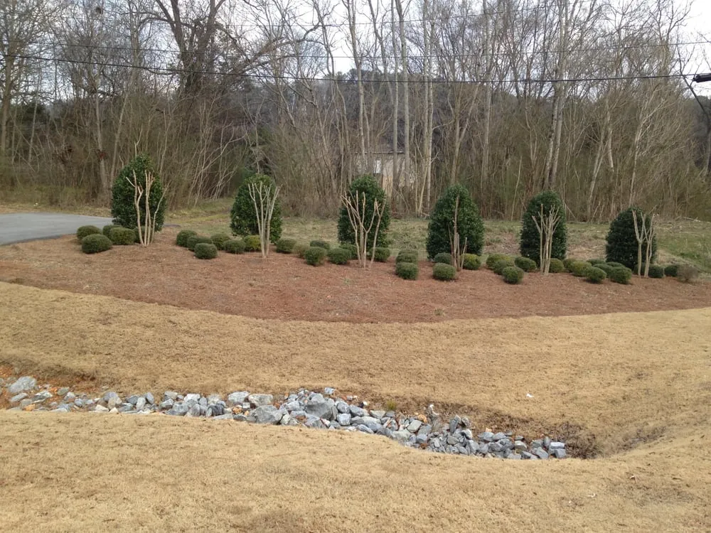 Custom garden landscaping in Cave Spring, GA - J & D Lawncare